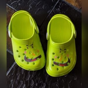 MONSTER CLOGS (CROCS)